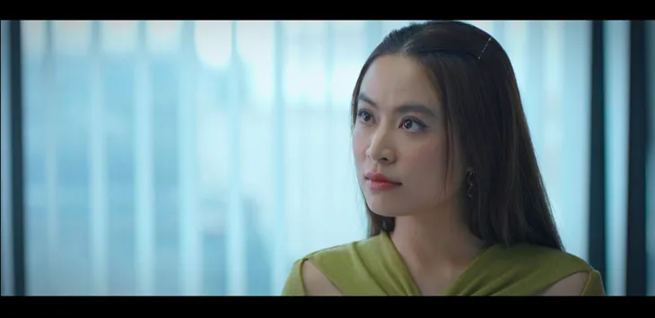 Thời trang nữ tổng tài của Hoàng Thùy Linh - Ảnh 16. Thời trang nữ tổng tài của Hoàng Thùy Linh - Ảnh 16.