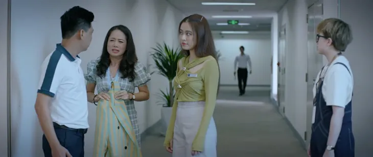 Không ngại cưới chỉ cần một lý do - Tập 12: Phong - Yến “xé nháp”, bắt tay hợp tác vui vẻ - Ảnh 35. Không ngại cưới chỉ cần một lý do - Tập 12: Phong - Yến “xé nháp”, bắt tay hợp tác vui vẻ - Ảnh 35.