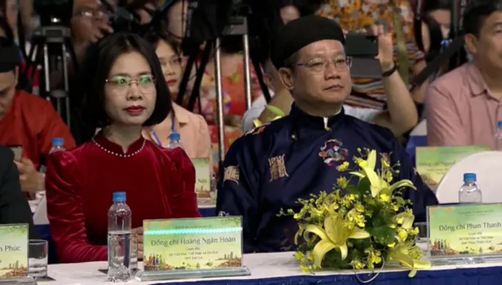 Khai mạc Lễ hội Áo dài Du lịch Hà Nội 2023: Phát triển du lịch gắn liền bảo tồn giá trị văn hóa truyền thống - Ảnh 4. Khai mạc Lễ hội Áo dài Du lịch Hà Nội 2023: Phát triển du lịch gắn liền bảo tồn giá trị văn hóa truyền thống - Ảnh 4.