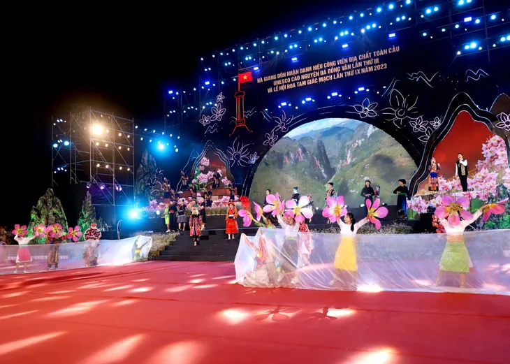 Cao nguyên Đá Đồng Văn lần thứ 3 nhận danh hiệu Công viên Địa chất Toàn cầu - Ảnh 4. Cao nguyên Đá Đồng Văn lần thứ 3 nhận danh hiệu Công viên Địa chất Toàn cầu - Ảnh 4.