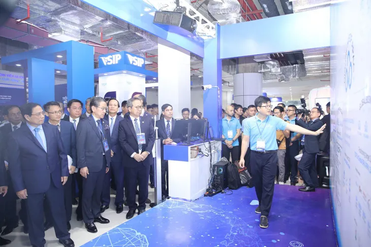 Ấn tượng triển lãm đổi mới sáng tạo VIIE 2023 - Ảnh 3. Ấn tượng triển lãm đổi mới sáng tạo VIIE 2023 - Ảnh 3.