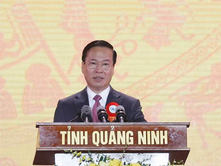 Chủ tịch nước: Phấn đấu để Quảng Ninh trở thành một tỉnh kiểu mẫu giàu đẹp, văn minh, hiện đại - Ảnh 6. Chủ tịch nước: Phấn đấu để Quảng Ninh trở thành một tỉnh kiểu mẫu giàu đẹp, văn minh, hiện đại - Ảnh 6.