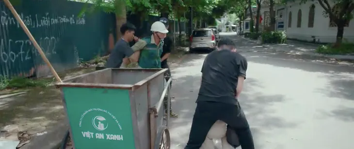 Biệt dược đen - Tập 13: Long (Bình An) bị bắt, Cường (Anh Vũ) tuyên bố thời đại mới của City boy - Ảnh 4. Biệt dược đen - Tập 13: Long (Bình An) bị bắt, Cường (Anh Vũ) tuyên bố thời đại mới của City boy - Ảnh 4.