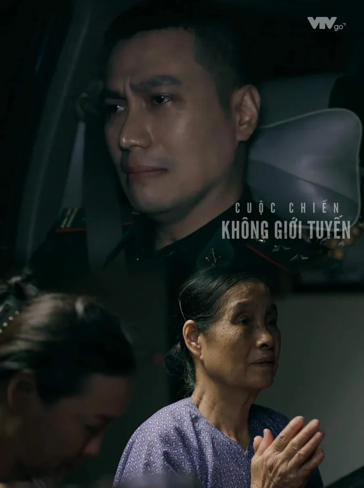 Cuộc chiến không giới tuyến - Tập 34: Hiếu bị thương nặng khi cứu tàu cá ngư dân bị cháy - Ảnh 14. Cuộc chiến không giới tuyến - Tập 34: Hiếu bị thương nặng khi cứu tàu cá ngư dân bị cháy - Ảnh 14.