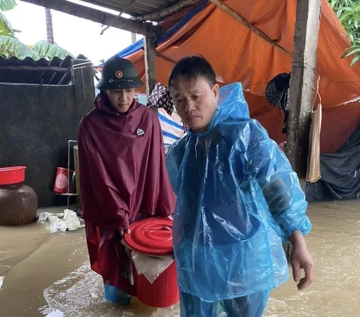 Mưa lũ gây ngập úng, sạt lở nghiêm trọng tại Hà Tĩnh - Ảnh 1. Mưa lũ gây ngập úng, sạt lở nghiêm trọng tại Hà Tĩnh - Ảnh 1.