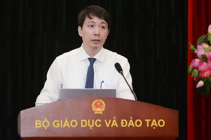 Mỗi năm, khoảng 40.000 người Việt đi du học nước ngoài - Ảnh 2. Mỗi năm, khoảng 40.000 người Việt đi du học nước ngoài - Ảnh 2.