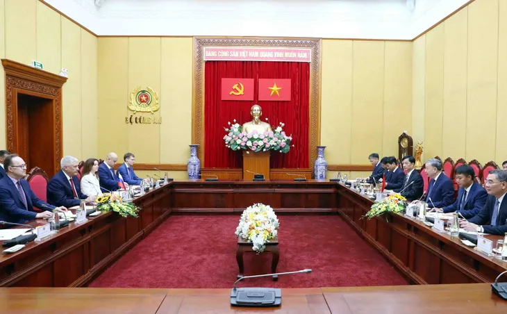 Việt Nam - Nga tăng cường hợp tác phòng chống tội phạm - Ảnh 6. Việt Nam - Nga tăng cường hợp tác phòng chống tội phạm - Ảnh 6.