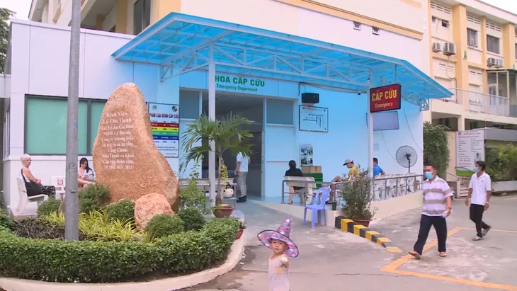 TP Hồ Chí Minh: Khẩn trương điều tra vụ ngộ độc hàng loạt đêm Trung thu - Ảnh 1. TP Hồ Chí Minh: Khẩn trương điều tra vụ ngộ độc hàng loạt đêm Trung thu - Ảnh 1.