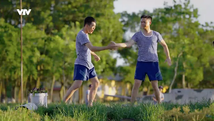 Cuộc chiến không giới tuyến - Tập 17: Một mình vào rừng, Trung suýt gặp nguy hiểm - Ảnh 6. Cuộc chiến không giới tuyến - Tập 17: Một mình vào rừng, Trung suýt gặp nguy hiểm - Ảnh 6.