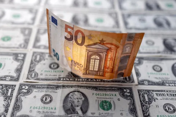 Đồng Euro giảm về gần mốc 1 USD - Ảnh 1. Đồng Euro giảm về gần mốc 1 USD - Ảnh 1.