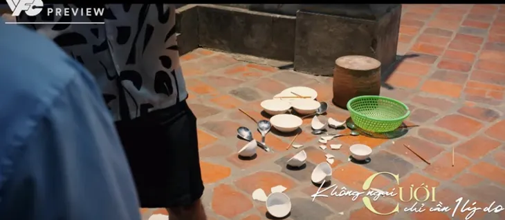 Không ngại cưới, chỉ cần một lý do - Tập 6: Ông Trọng nhờ Đông cứu nguy cho cả nhà - Ảnh 2. Không ngại cưới, chỉ cần một lý do - Tập 6: Ông Trọng nhờ Đông cứu nguy cho cả nhà - Ảnh 2.