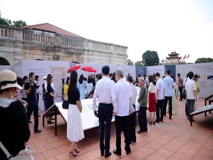Triển lãm Thành xưa Phố cũ - những thay đổi của kiến trúc Hà Nội theo thời gian - Ảnh 3. Triển lãm Thành xưa Phố cũ - những thay đổi của kiến trúc Hà Nội theo thời gian - Ảnh 3.