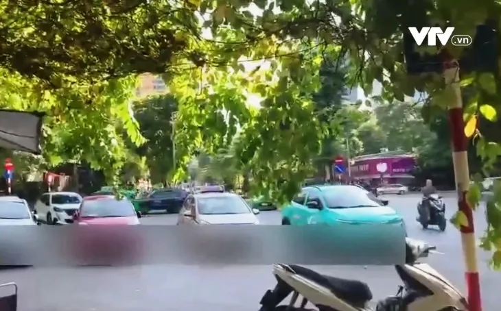 Đỗ xe cũng cần có văn hóa - Ảnh 1.