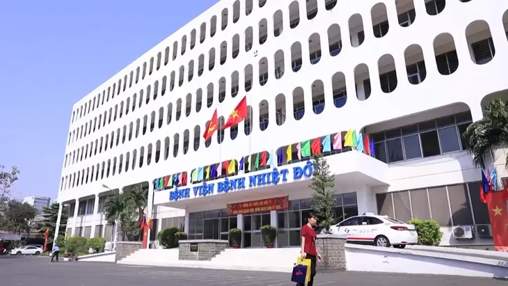 TP Hồ Chí Minh ghi nhận 4 ca đậu mùa khỉ trong một ngày - Ảnh 1. TP Hồ Chí Minh ghi nhận 4 ca đậu mùa khỉ trong một ngày - Ảnh 1.