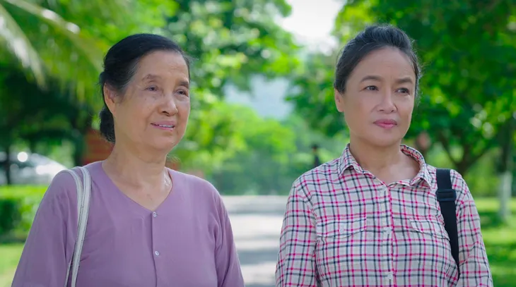 Cuộc chiến không giới tuyến - Tập 20: Đoàn âm mưu trả thù bố vợ - Ảnh 11. Cuộc chiến không giới tuyến - Tập 20: Đoàn âm mưu trả thù bố vợ - Ảnh 11.
