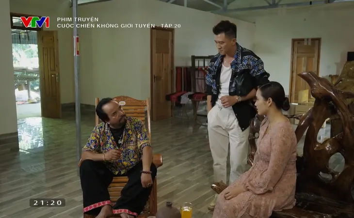 Cuộc chiến không giới tuyến - Tập 20: Đoàn âm mưu trả thù bố vợ - Ảnh 12. Cuộc chiến không giới tuyến - Tập 20: Đoàn âm mưu trả thù bố vợ - Ảnh 12.