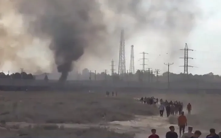 Xung đột Israel - Hamas ngày càng lan rộng, một số nước sơ tán công dân khỏi Israel - Ảnh 1. Xung đột Israel - Hamas ngày càng lan rộng, một số nước sơ tán công dân khỏi Israel - Ảnh 1.