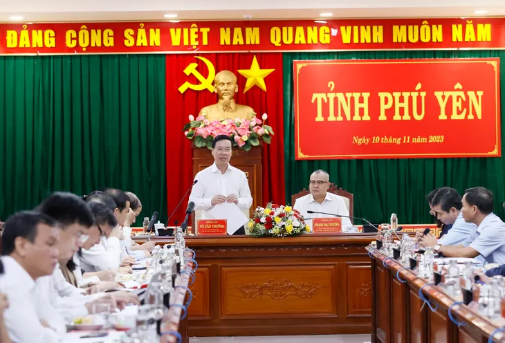 Chủ tịch nước Võ Văn Thưởng làm việc với lãnh đạo tỉnh Phú Yên - Ảnh 1. Chủ tịch nước Võ Văn Thưởng làm việc với lãnh đạo tỉnh Phú Yên - Ảnh 1.