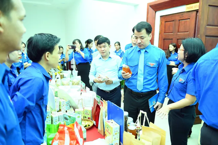40 dự án tranh tài ở vòng chung kết Dự án khởi nghiệp thanh niên nông thôn 2023 - Ảnh 1. 40 dự án tranh tài ở vòng chung kết Dự án khởi nghiệp thanh niên nông thôn 2023 - Ảnh 1.