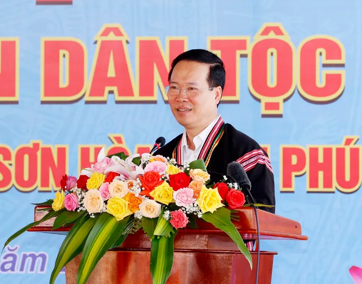 Chủ tịch nước Võ Văn Thưởng dự Ngày hội Đại đoàn kết toàn dân tại Phú Yên - Ảnh 1. Chủ tịch nước Võ Văn Thưởng dự Ngày hội Đại đoàn kết toàn dân tại Phú Yên - Ảnh 1.