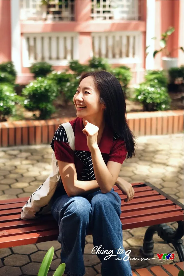 Huyền Lizzie - Hoàng Hà diện cùng kiểu áo trong Chúng ta của 8 năm sau - Ảnh 5. Huyền Lizzie - Hoàng Hà diện cùng kiểu áo trong Chúng ta của 8 năm sau - Ảnh 5.