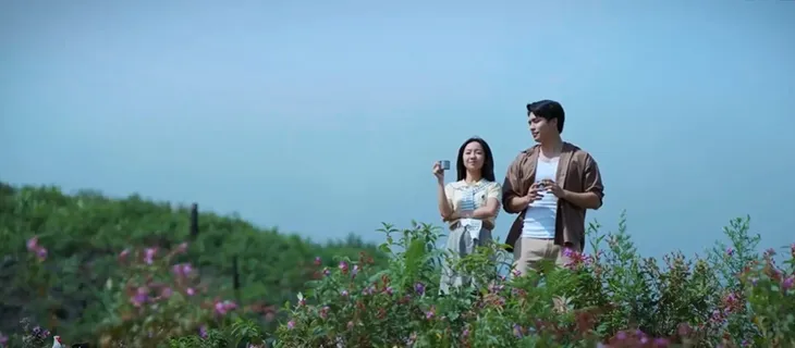 Huyền Lizzie - Hoàng Hà diện cùng kiểu áo trong Chúng ta của 8 năm sau - Ảnh 9. Huyền Lizzie - Hoàng Hà diện cùng kiểu áo trong Chúng ta của 8 năm sau - Ảnh 9.
