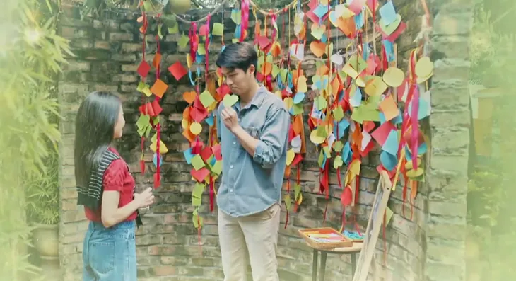 Huyền Lizzie - Hoàng Hà diện cùng kiểu áo trong Chúng ta của 8 năm sau - Ảnh 6. Huyền Lizzie - Hoàng Hà diện cùng kiểu áo trong Chúng ta của 8 năm sau - Ảnh 6.