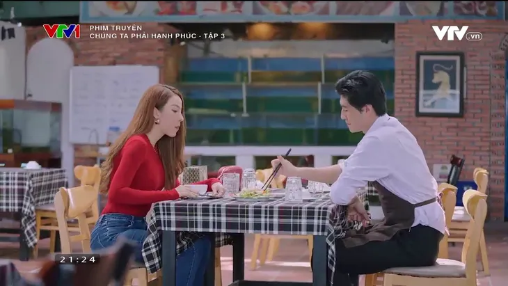 Chúng ta phải hạnh phúc - Tập 3: Vừa ly hôn, cô gái đã đong đưa phi công - Ảnh 12. Chúng ta phải hạnh phúc - Tập 3: Vừa ly hôn, cô gái đã đong đưa phi công - Ảnh 12.
