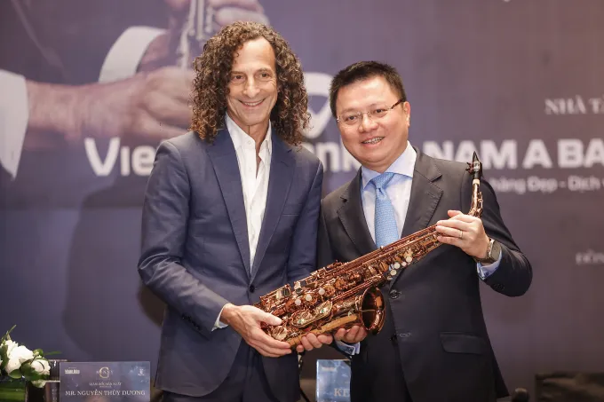 Kenny G: Đêm diễn ở Hà Nội sẽ mang tới những biến tấu bất ngờ cho khán giả - Ảnh 3. Kenny G: Đêm diễn ở Hà Nội sẽ mang tới những biến tấu bất ngờ cho khán giả - Ảnh 3.