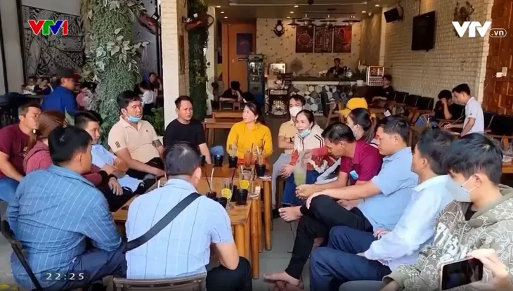 Có nhiều bài học đắt giá, nhiều người vẫn sập bẫy ‘việc nhẹ lương cao’ - Ảnh 1. Có nhiều bài học đắt giá, nhiều người vẫn sập bẫy ‘việc nhẹ lương cao’ - Ảnh 1.