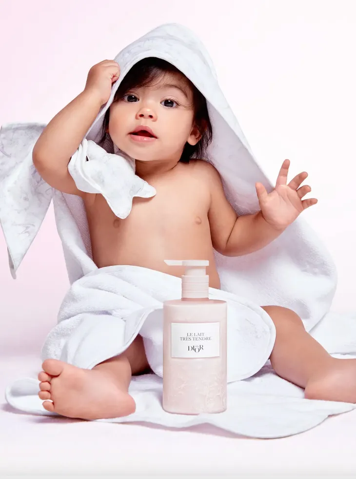 Tranh cãi xung quanh dòng sản phẩm dưỡng da cho trẻ sơ sinh của Dior - Ảnh 1. Tranh cãi xung quanh dòng sản phẩm dưỡng da cho trẻ sơ sinh của Dior - Ảnh 1.