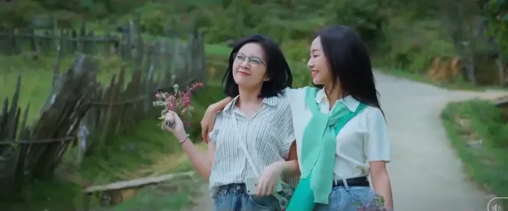 Những bối cảnh phim lãng mạn, nhiều màu sắc trong Chúng ta của 8 năm sau - Ảnh 3. Những bối cảnh phim lãng mạn, nhiều màu sắc trong Chúng ta của 8 năm sau - Ảnh 3.