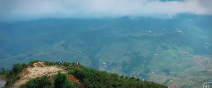 Những bối cảnh phim lãng mạn, nhiều màu sắc trong Chúng ta của 8 năm sau - Ảnh 5. Những bối cảnh phim lãng mạn, nhiều màu sắc trong Chúng ta của 8 năm sau - Ảnh 5.