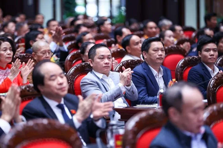Người cao tuổi là nguồn lực vô giá, rường cột của gia đình và xã hội - Ảnh 7. Người cao tuổi là nguồn lực vô giá, rường cột của gia đình và xã hội - Ảnh 7.