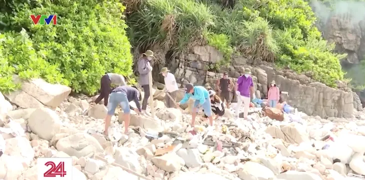 Bà Rịa - Vũng Tàu: Thu gom và xử lý 320 m3 rác thải đại dương tại Côn Đảo - Ảnh 2. Bà Rịa - Vũng Tàu: Thu gom và xử lý 320 m3 rác thải đại dương tại Côn Đảo - Ảnh 2.