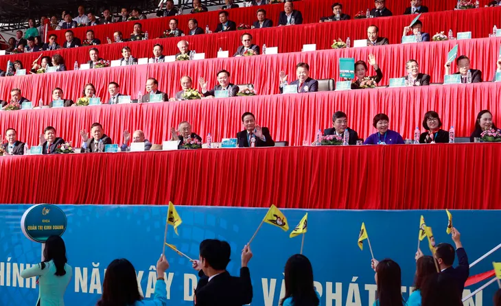 Chủ tịch Quốc hội Vương Đình Huệ dự Lễ kỷ niệm 60 năm xây dựng và phát triển Học viện Tài chính - Ảnh 2. Chủ tịch Quốc hội Vương Đình Huệ dự Lễ kỷ niệm 60 năm xây dựng và phát triển Học viện Tài chính - Ảnh 2.