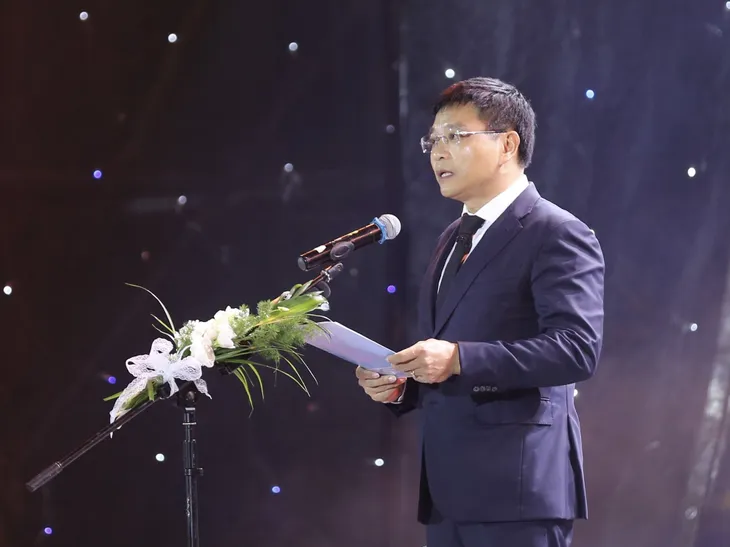 Tưởng niệm các nạn nhân tử vong do tai nạn giao thông tại Việt Nam năm 2023 - Ảnh 1. Tưởng niệm các nạn nhân tử vong do tai nạn giao thông tại Việt Nam năm 2023 - Ảnh 1.