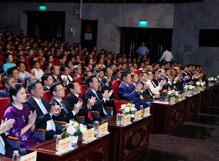 Hồ Chí Minh - Hành trình khát vọng 2023: Tôn vinh các điển hình tiêu biểu toàn quốc - Ảnh 1. Hồ Chí Minh - Hành trình khát vọng 2023: Tôn vinh các điển hình tiêu biểu toàn quốc - Ảnh 1.