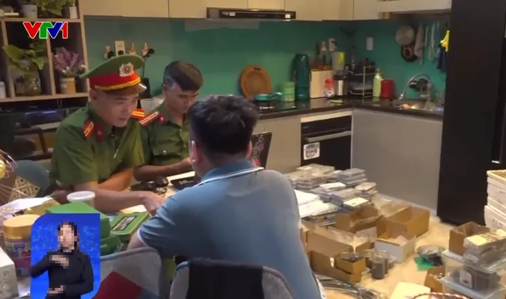 Triệt xóa nhóm tội phạm buôn bán linh kiện vũ khí - Ảnh 1. Triệt xóa nhóm tội phạm buôn bán linh kiện vũ khí - Ảnh 1.