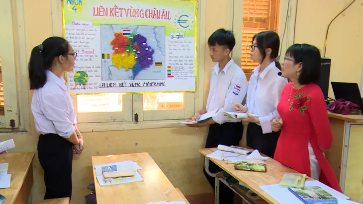 Thoát lối mòn trong dạy học Chương trình mới - Ảnh 2. Thoát lối mòn trong dạy học Chương trình mới - Ảnh 2.