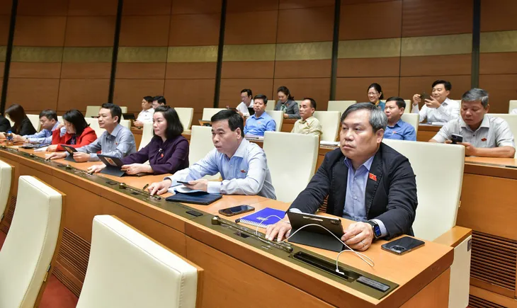 Số thuê bao di động sẽ được niêm yết trực tuyến trên thị trường để đấu giá - Ảnh 1. Số thuê bao di động sẽ được niêm yết trực tuyến trên thị trường để đấu giá - Ảnh 1.