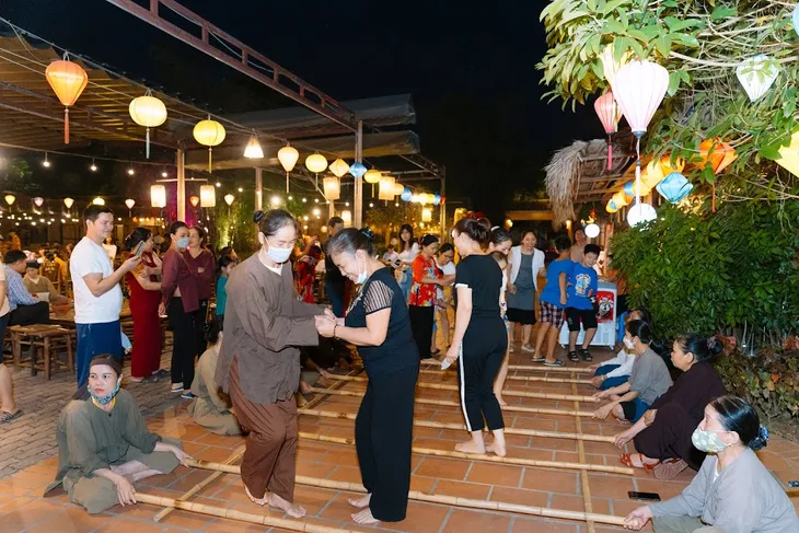 Hà Nội công bố 15 sản phẩm du lịch ban đêm - Ảnh 1. Hà Nội công bố 15 sản phẩm du lịch ban đêm - Ảnh 1.