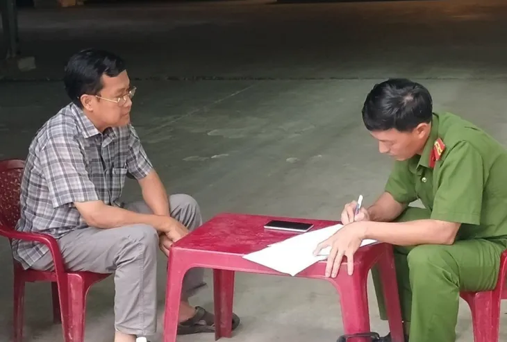 TP Hồ Chí Minh: Bắt quả tang cơ sở kinh doanh câu trộm điện từ đường dây trung thế - Ảnh 1. TP Hồ Chí Minh: Bắt quả tang cơ sở kinh doanh câu trộm điện từ đường dây trung thế - Ảnh 1.