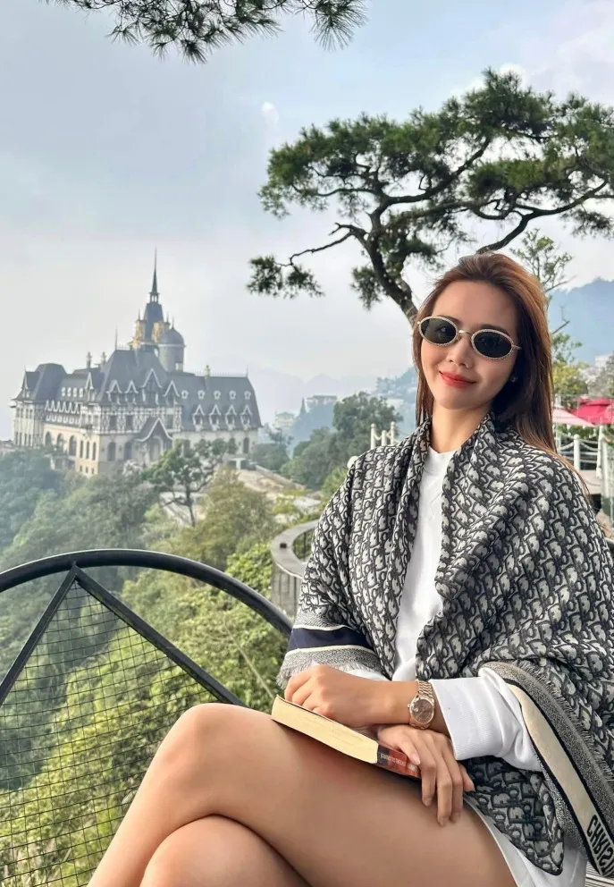 Hai bố con Diva Hồng Nhung nhập viện cùng lúc, NSND Lê Khanh gặp lại học trò - Ảnh 5. Hai bố con Diva Hồng Nhung nhập viện cùng lúc, NSND Lê Khanh gặp lại học trò - Ảnh 5.