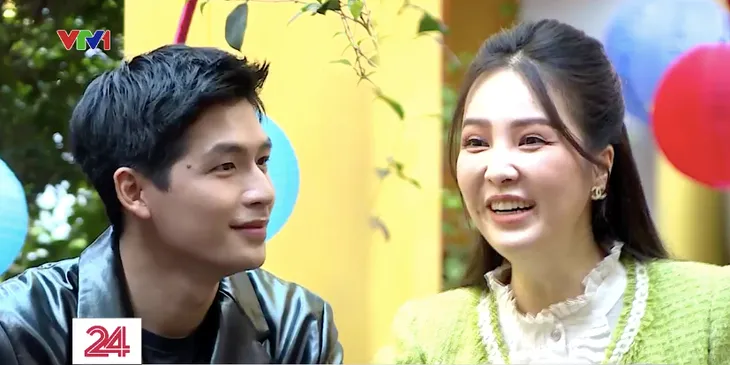 MC Thụy Vân mê mẩn ánh mắt của “soái ca phim Việt” Quốc Anh - Ảnh 2. MC Thụy Vân mê mẩn ánh mắt của “soái ca phim Việt” Quốc Anh - Ảnh 2.