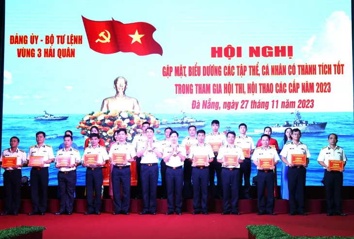 Chiến sĩ Vùng 3 Hải quân đạt nhiều thành tích tốt trong tham gia Hội thao các cấp - Ảnh 1. Chiến sĩ Vùng 3 Hải quân đạt nhiều thành tích tốt trong tham gia Hội thao các cấp - Ảnh 1.