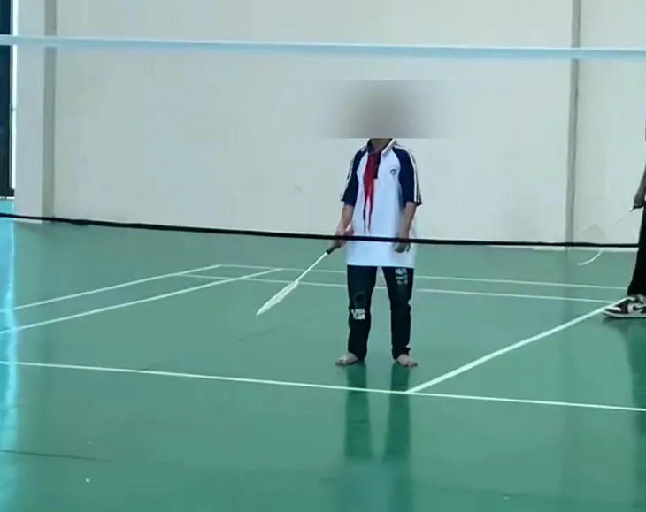 Thạch Thất, Hà Nội: Học sinh bị bạn đánh đã đi học trở lại - Ảnh 1. Thạch Thất, Hà Nội: Học sinh bị bạn đánh đã đi học trở lại - Ảnh 1.
