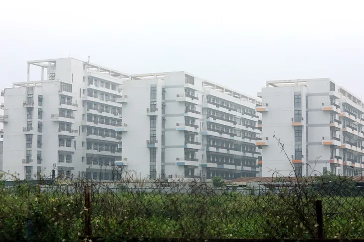 Sớm đưa Bệnh viện Việt Đức và Bạch Mai cơ sở 2 vào hoạt động - Ảnh 1.