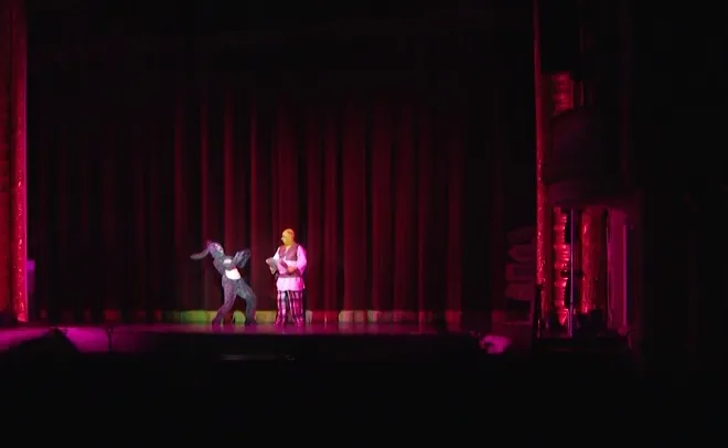 Vở nhạc kịch broadway Shrek the Musical lần đầu được biểu diễn tại Nhà hát Lớn Hà Nội - Ảnh 1. Vở nhạc kịch broadway Shrek the Musical lần đầu được biểu diễn tại Nhà hát Lớn Hà Nội - Ảnh 1.