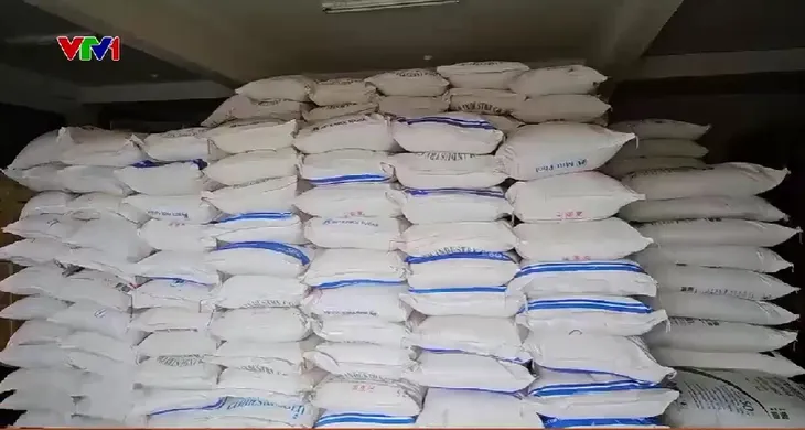 Nóng tình trạng buôn lậu đường kính trên tuyến biên giới Quảng Trị - Ảnh 2. Nóng tình trạng buôn lậu đường kính trên tuyến biên giới Quảng Trị - Ảnh 2.